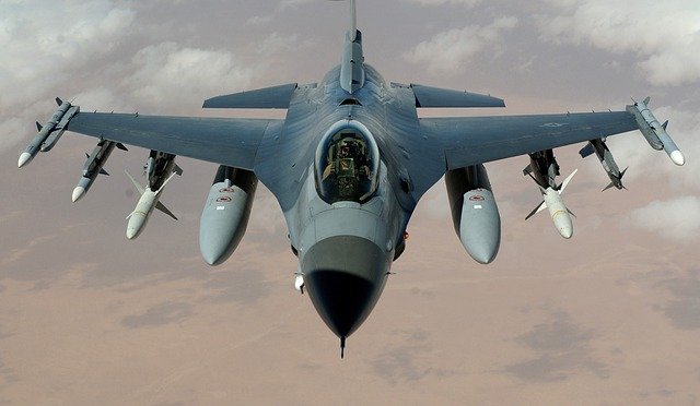 15 Basic F-16 Fighting Falcon Facts