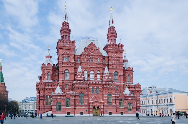 Moscow Long History Revisited