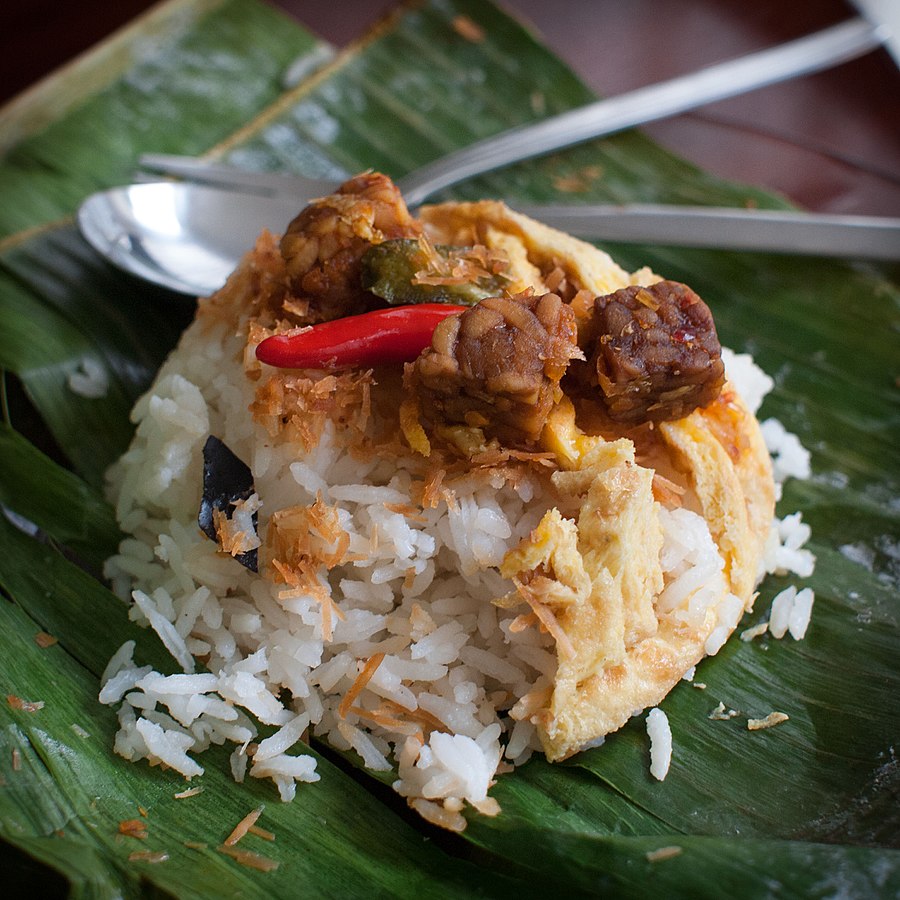 Sejarah Nasi Uduk Dalam Kuliner Nusantara