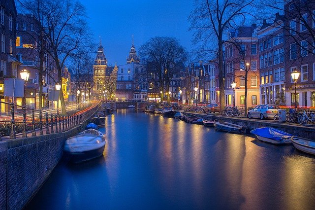 Amsterdam : City Of A Thousand Canals
