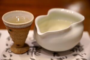 Guide To Sake : The Japanese Heritage Liquor